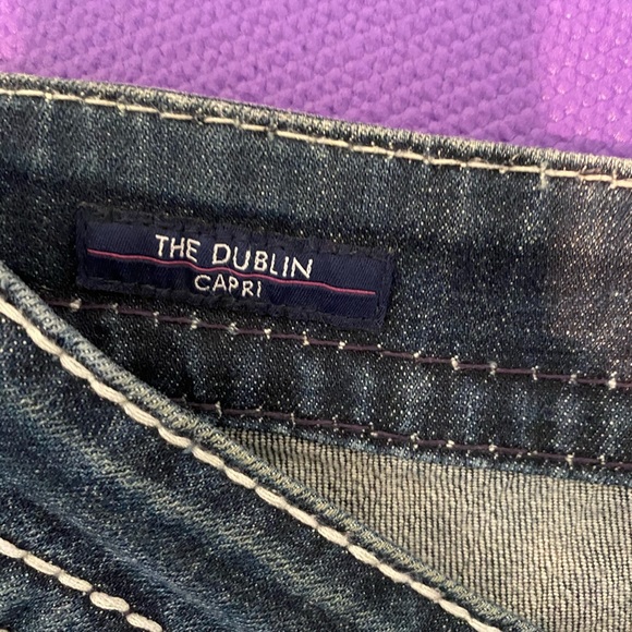 Jean capris - Picture 5 of 5